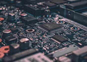 Technology circuit board and AI infrastructure