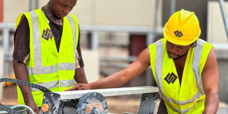 Duolingo Shifts to AI-First Model, Cutting Contractor Roles — Photo by Harrun Muhammad on Pexels