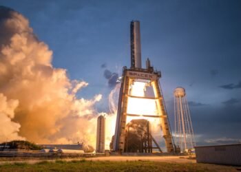 SpaceX officially prices shares at $135 in the largest IPO ever — Photo by SpaceX on Pexels