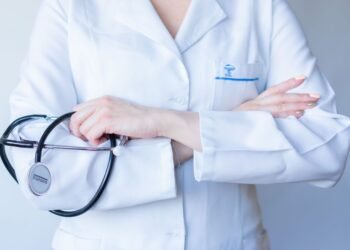 Eight in Ten Doctors Now Use AI — and Most Say It Is Making Them Better Physicians — Photo by Atlantic Ambience on Pexels