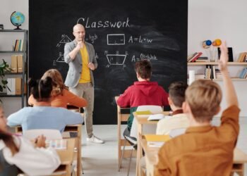 The AI Tutor Revolution: How Personalised Learning Is Changing Schools