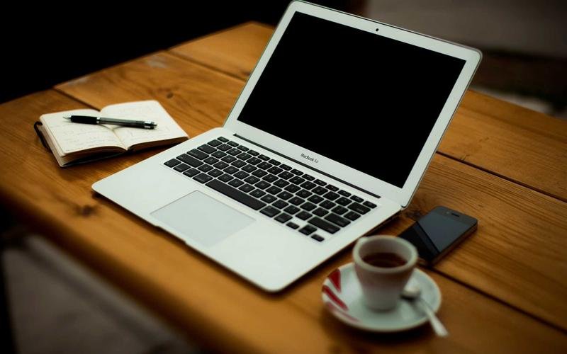 Distributed remote team collaborating across time zones