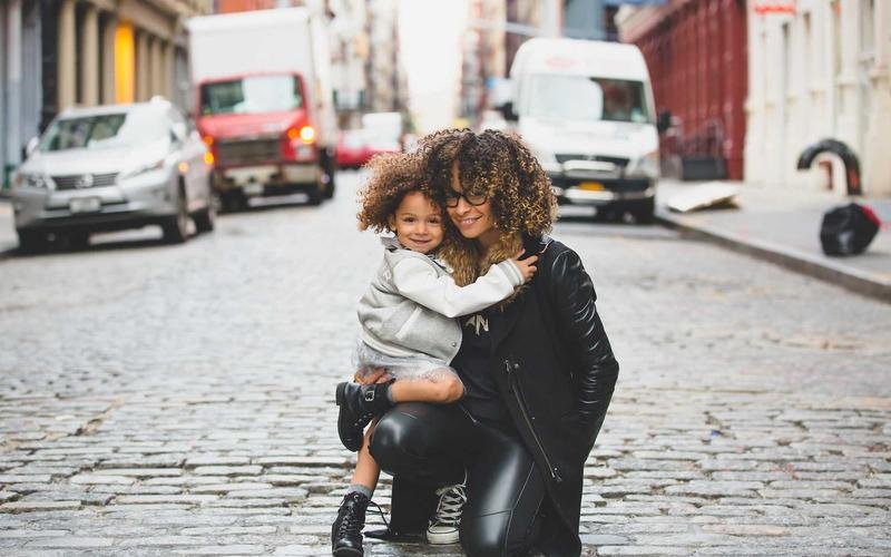 Digital detox and mindful technology use movement gaining momentum in 2026 lifestyle trends