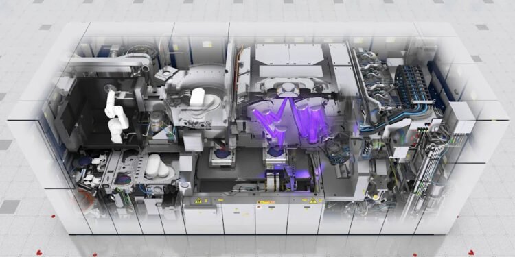 Featured image illustrating Asml