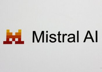Mistral AI: Europe’s alternative to OpenAI with a unique approach