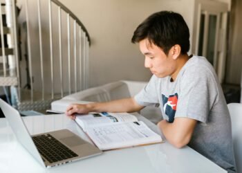 Editorial photo for: Best AI Tools for Students in 2026