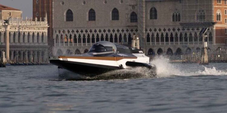Electric ferry Rotterdam The Hague routes 2026
