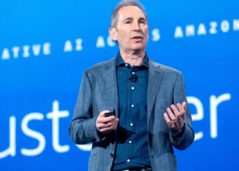 Amazon CEO reportedly raised Anthropic model concerns before government crackdown