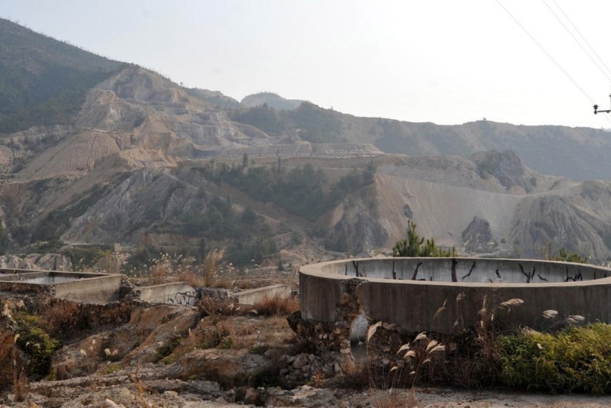 Rare earth mineral mining operation