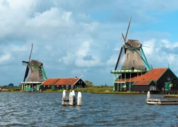 A Dutch landscape with a windmill