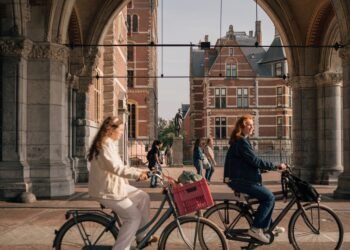 The Hague Emerges as a Leading Smart City with Digital Infrastructure Plans