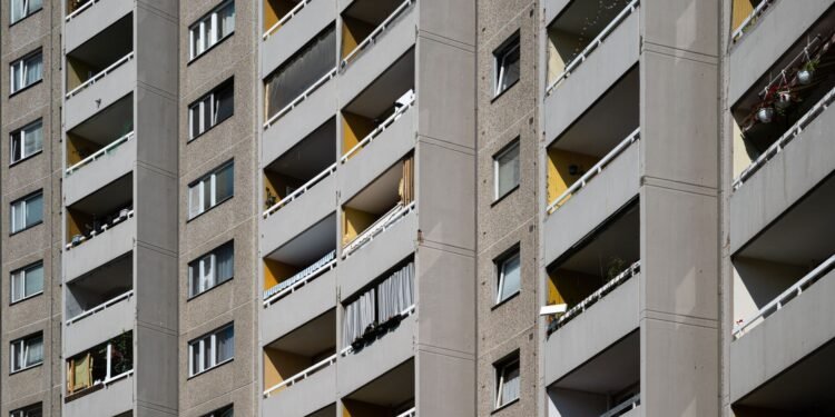 Berlin plans to socialise flats of landlords with over 10,000 homes