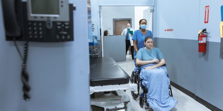 Berlin's Charité hospitals face warning strikes on Thursday and Friday