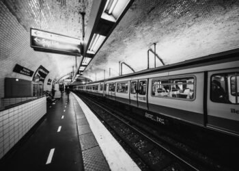 Commuting in Paris: The Navigo Pass and Your Employer's Share