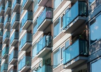 Housing Permits and Tenant Protection in The Hague