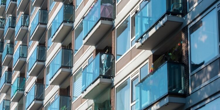 Housing Permits and Tenant Protection in The Hague