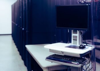 Many NHS trusts in England reject Palantir's patient data platform