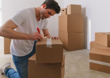 Moving to France: A Checklist for the First Weeks