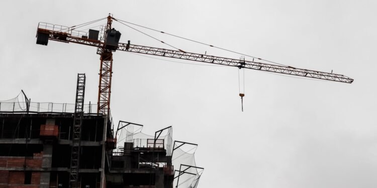 Munich building permits fall 25 per cent to a five-year low