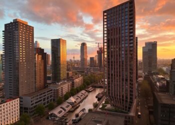 Municipal Taxes in Rotterdam: What You Pay, How to Pay and Remission