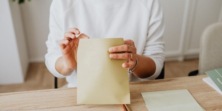 Municipal Taxes in The Hague: What Newcomers Pay and When