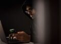 Online adverts used to deliver zero-click spyware, researchers say