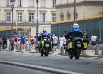 Paris curfew tonight around République and Les Halles after violence