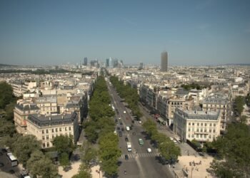 Paris tram T3a cut between Stade Charléty and Porte d'Ivry for a week