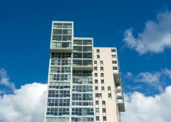 Renting in Rotterdam: Housing Permits and Reporting Bad Landlords