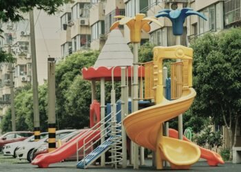 Royal Parks Playgrounds and Nature Trails for London Families