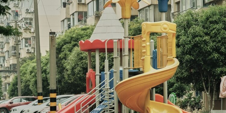 Royal Parks Playgrounds and Nature Trails for London Families