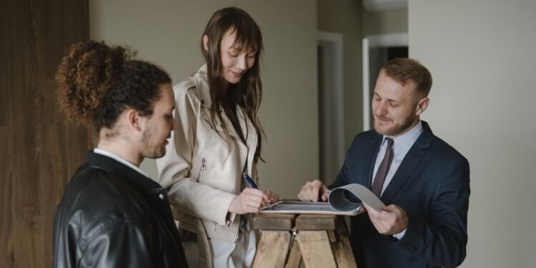Supplementary Insurance in Germany: Liability and Household Cover